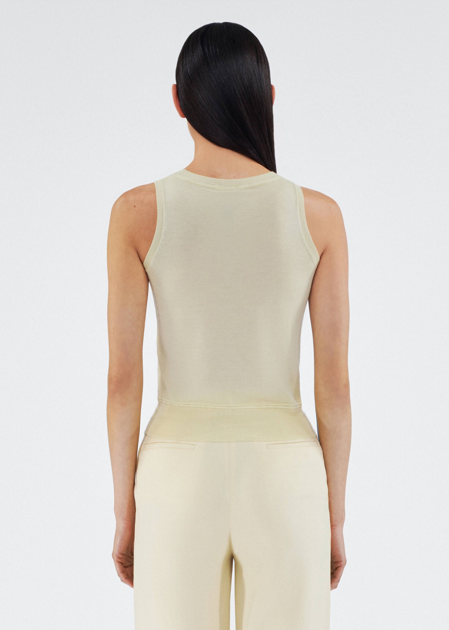 Back of model wearing Shell in Cashmere Silk in Beurre