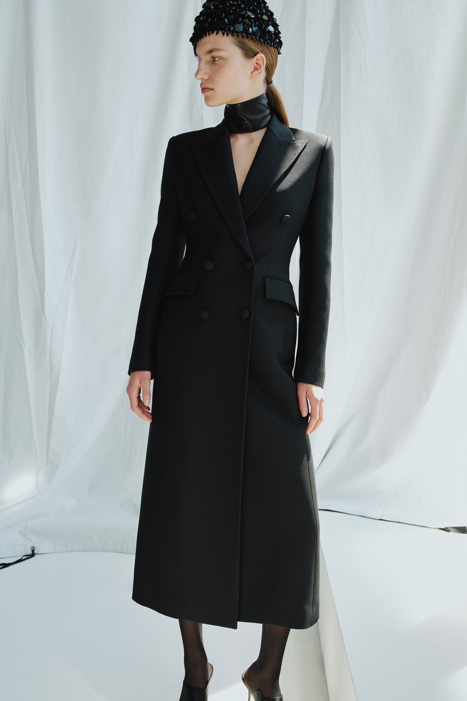 Resort 2027 - Model Image 14
