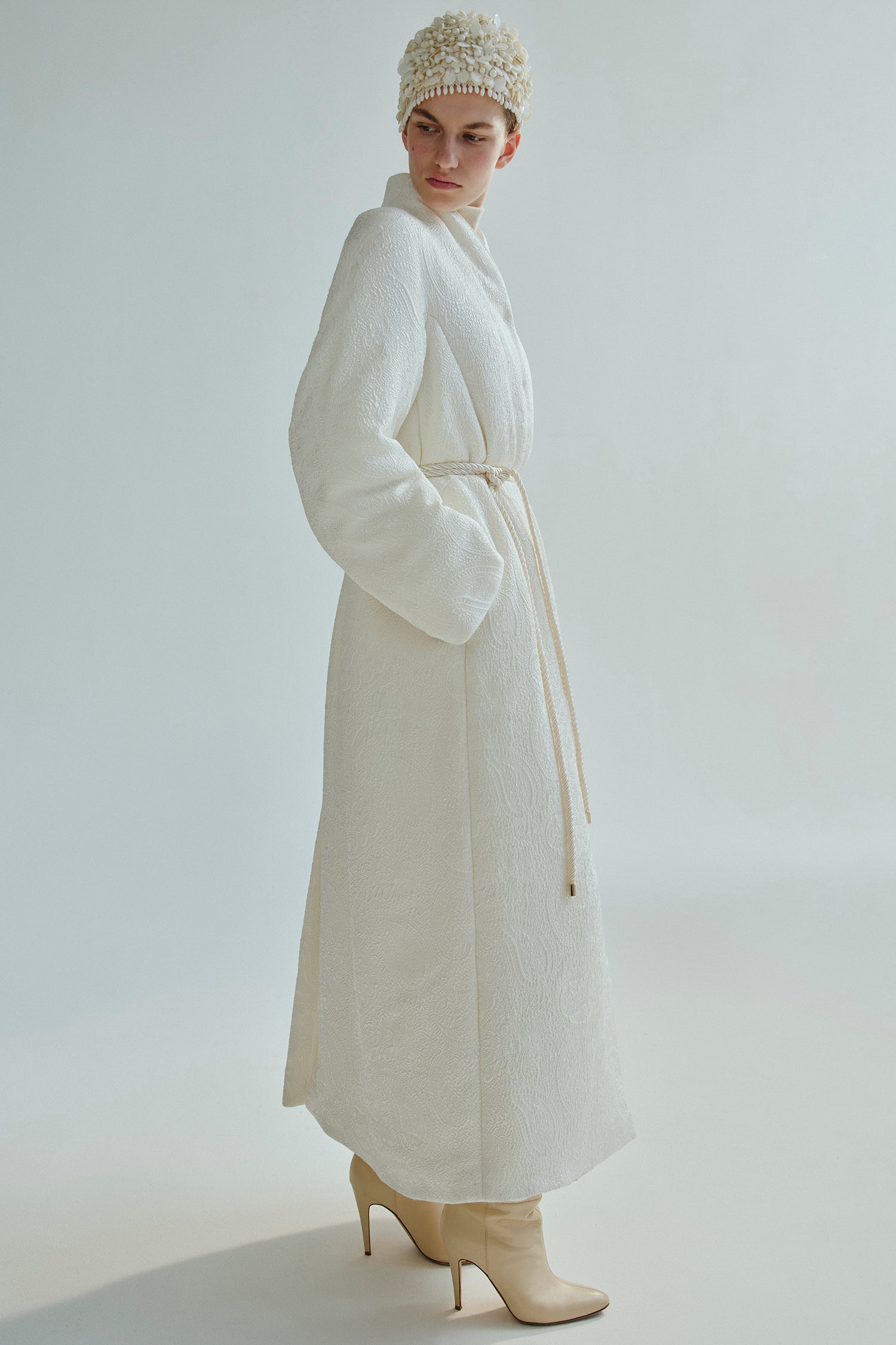 Resort 2027 - Model Image 24