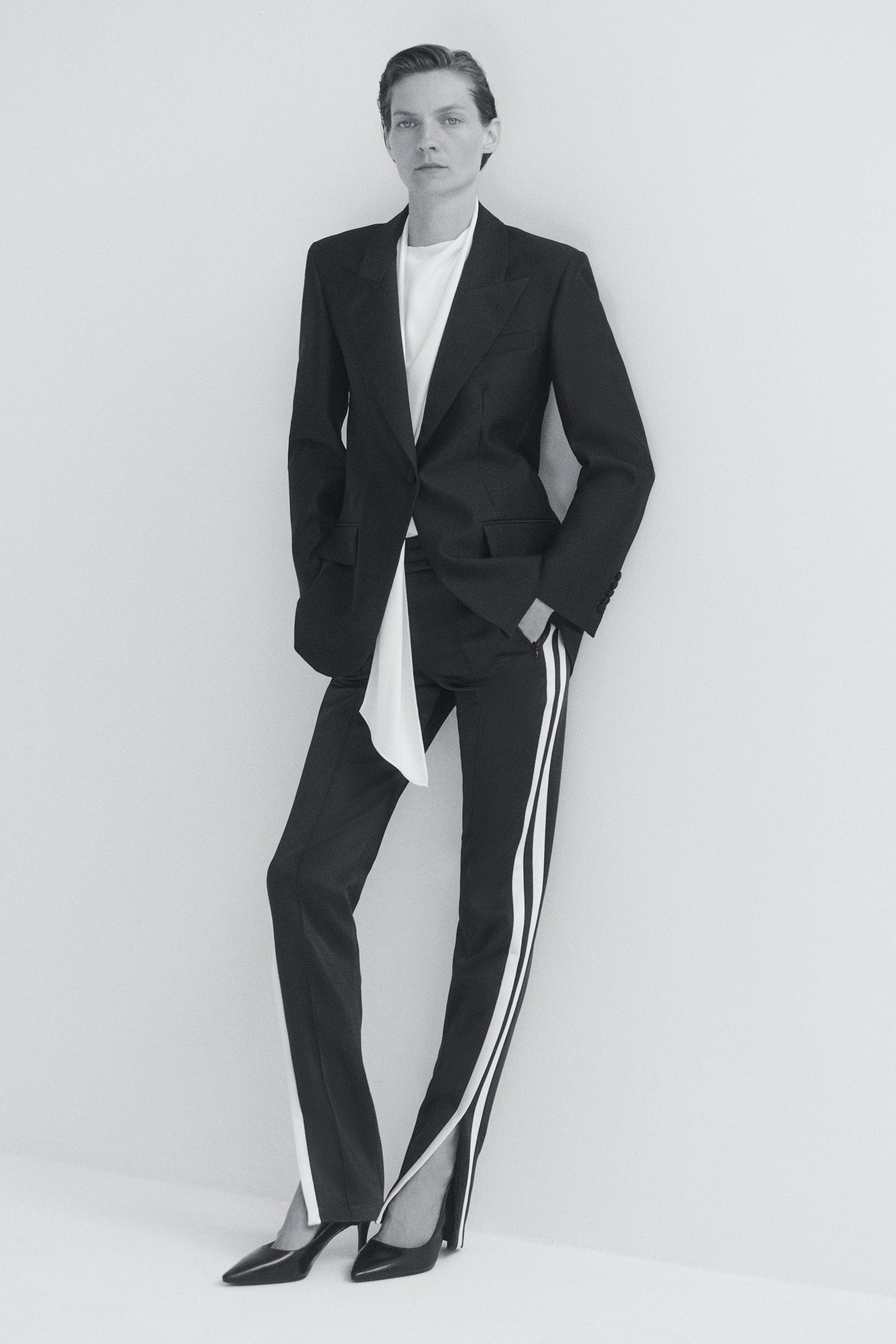 Resort 2026 - Model Image 20