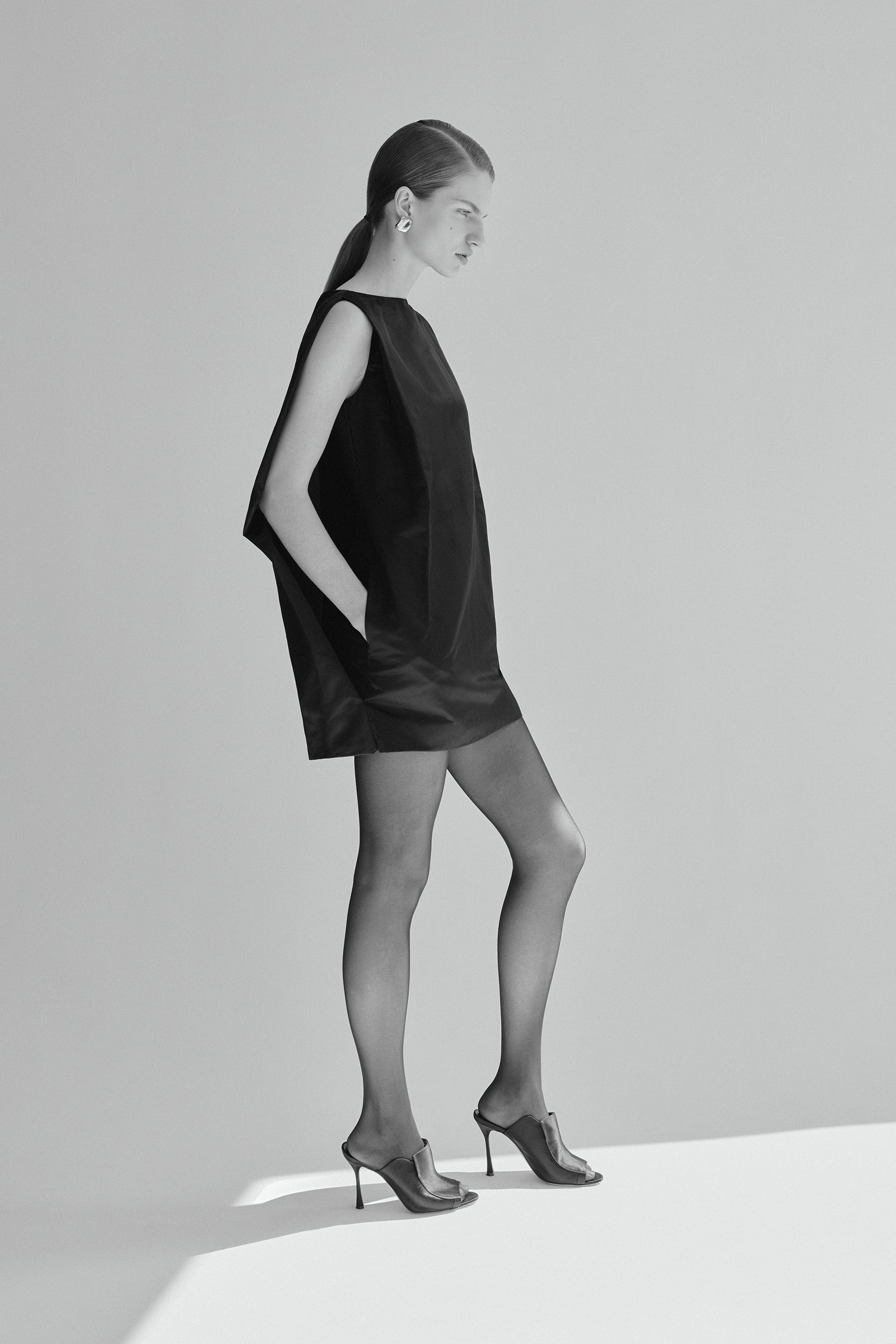 Resort 2027 - Model Image 30