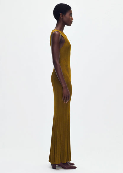 side profile of model wearing the Vivian Dress Engineered Rib in Bronze